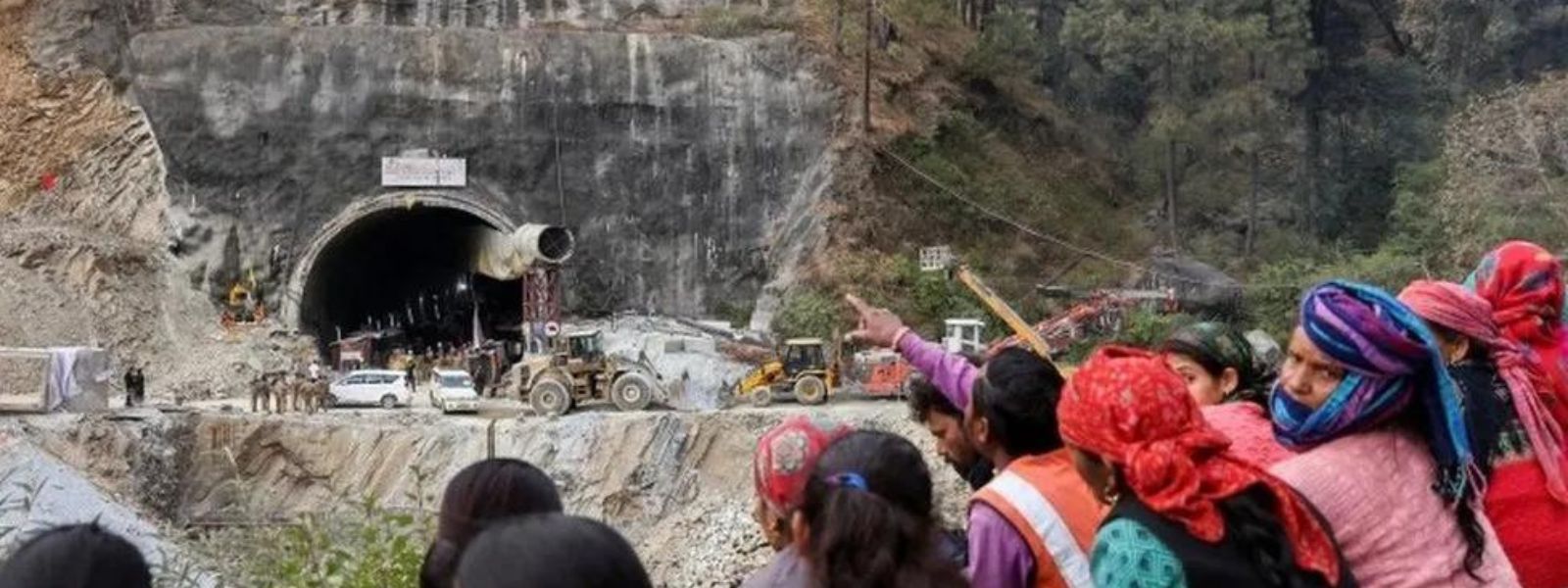 41 Workers trapped in collapsed tunnel rescued